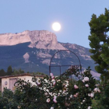 Le Petit Caboulot En Pleine Nature Vaumeilh Zewnętrze zdjęcie