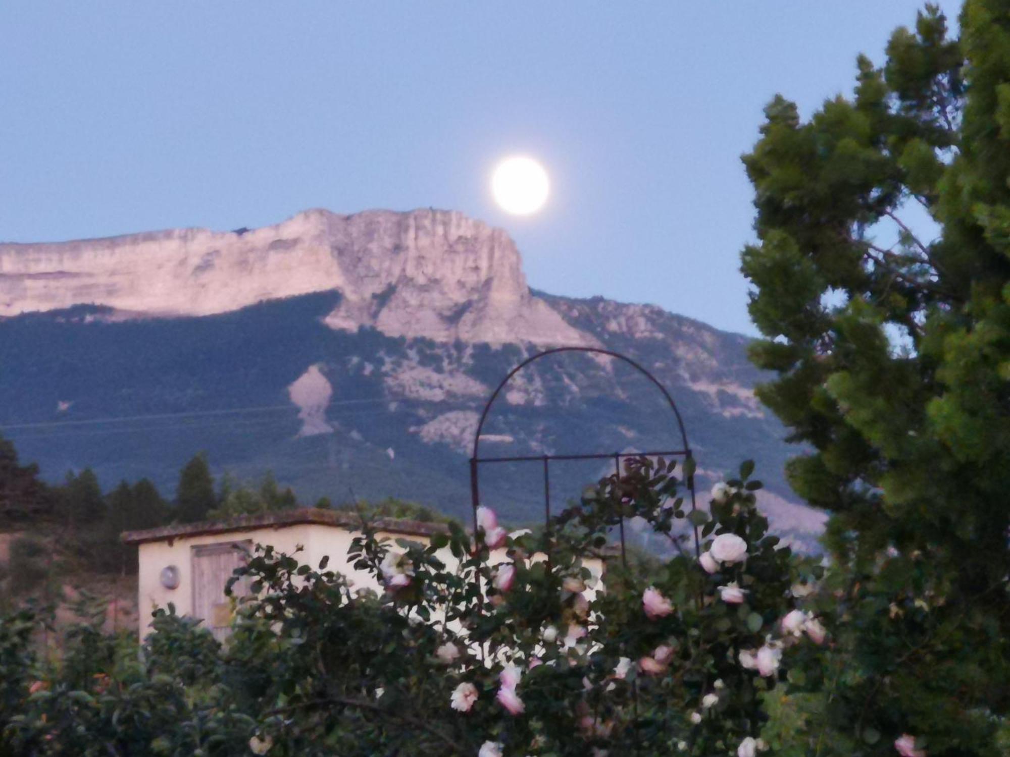 Le Petit Caboulot En Pleine Nature Vaumeilh Zewnętrze zdjęcie