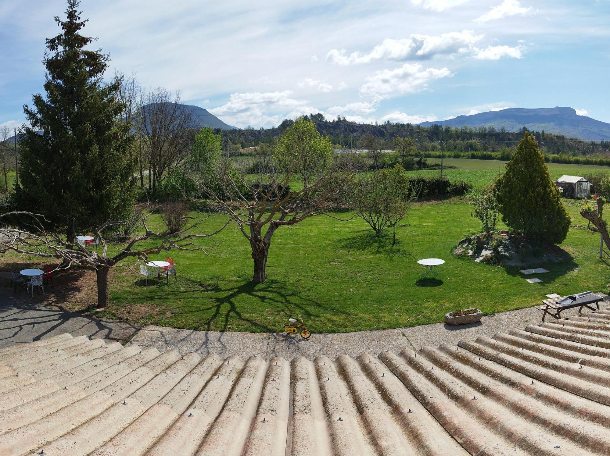 Le Petit Caboulot En Pleine Nature Vaumeilh Zewnętrze zdjęcie